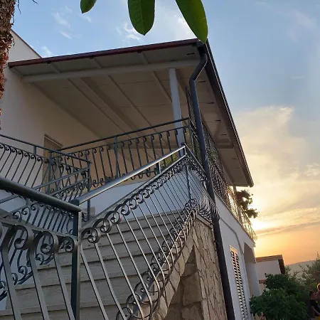 Vella Βίλα Sciacca