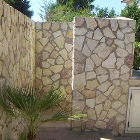 Vella Βίλα Sciacca